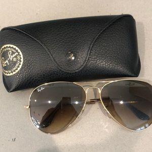 Classic Rayban Gold Aviators